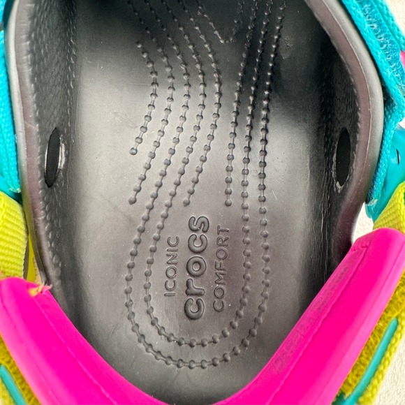 Crocs Classic All Terrain Hiker Clogs in black with multi-color straps M5 W7 - Picture 5 of 8